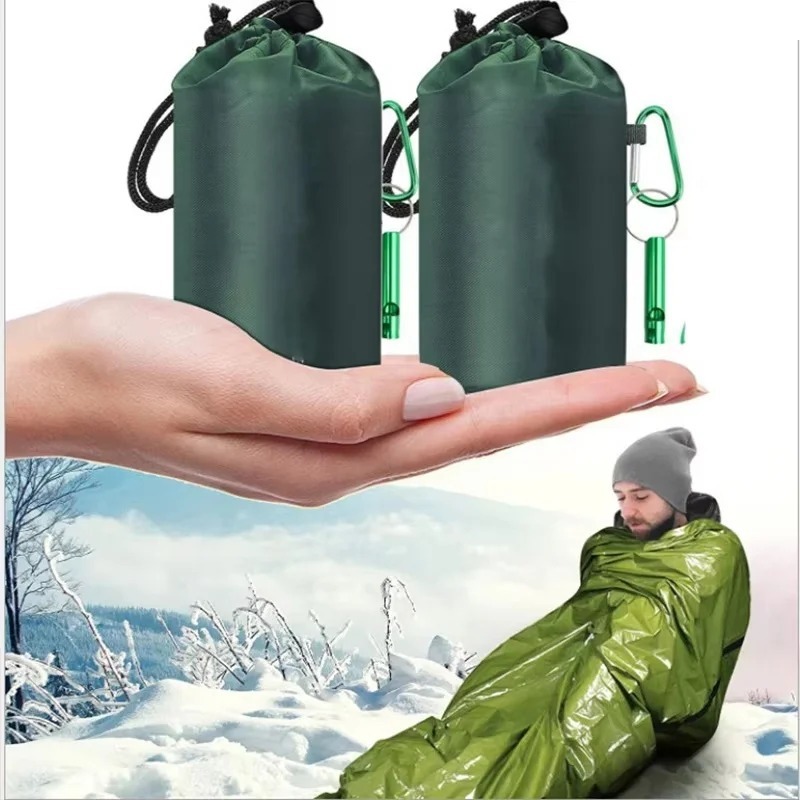 Bivy Bag Emergency - ポータブル防水緊急サバイバル寝袋ハイキングキャンプギアサーマルビビーサック救急キットマイラーブランケット